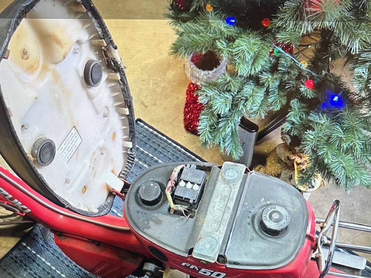 Suzuki-fa50-1983-red-2