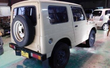 Suzuki-jimny-1993-custom-9