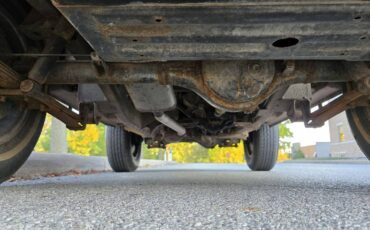 Suzuki-samurai-1986-red-10