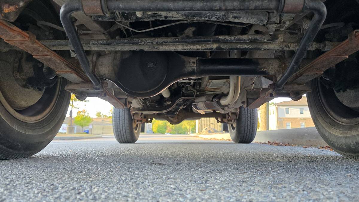 Suzuki-samurai-1986-red-9