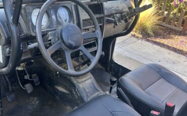 Suzuki-samurai-1988-1