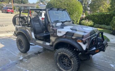 Suzuki-samurai-1988-9