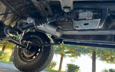 Suzuki-samurai-1988-grey-23