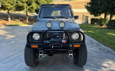 Suzuki-samurai-1988-grey-8