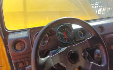 Suzuki-samurai-1988-yellow-17