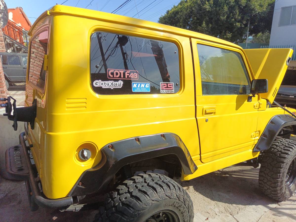 Suzuki-samurai-1988-yellow-7