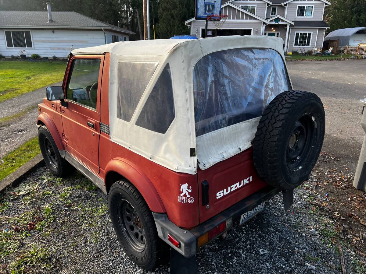 Suzuki-samurai-1989-red-3
