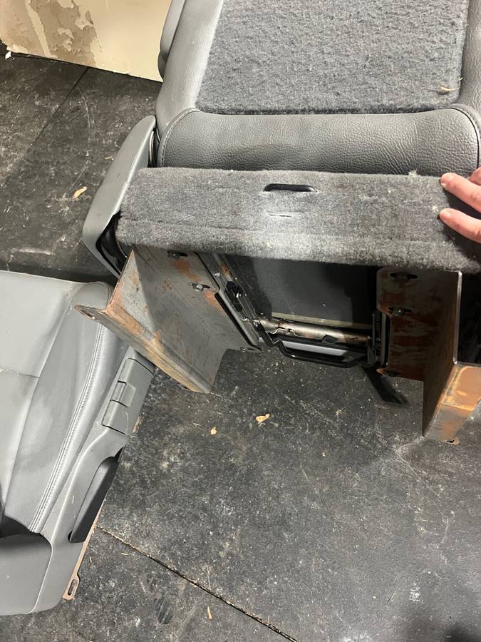 Suzuki-samurai-1989-red-8