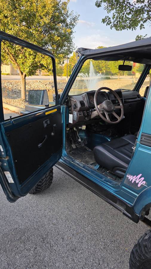 Suzuki-samurai-1990-green-14