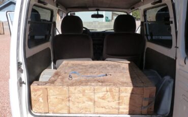 Suzuki-samurai-tin-top-1986-white-12