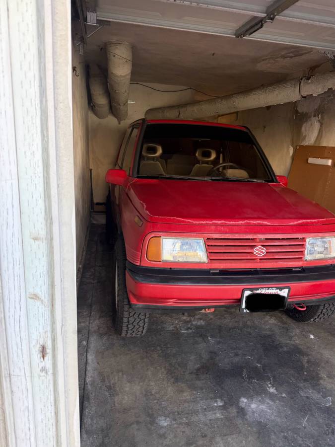 Suzuki-sidekick-1989-red-14