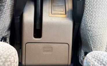 Suzuki-sidekick-1989-red-17