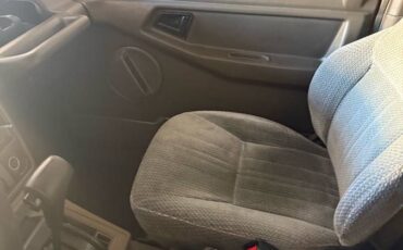 Suzuki-sidekick-1989-red-8