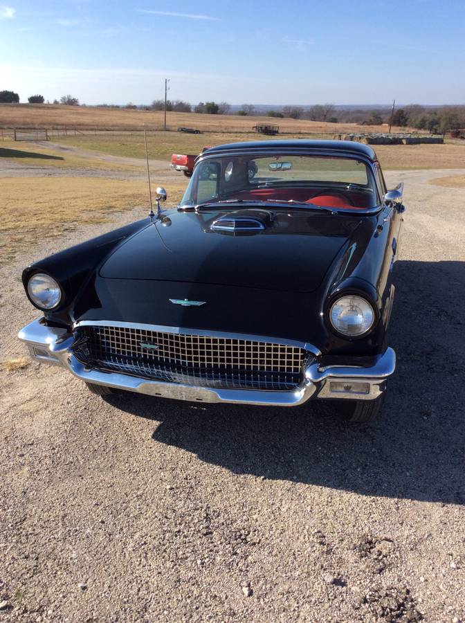 T-bird-1957-black-3