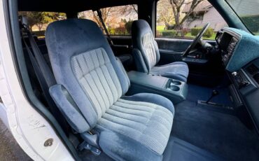 Tahoe-2-door-1992-white-22