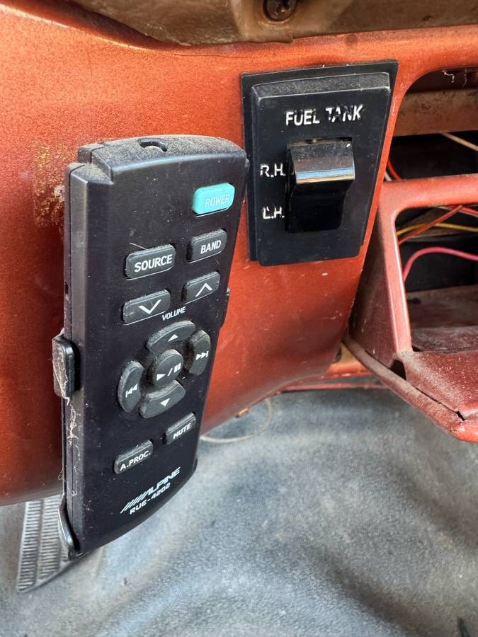 Three-quarter-ton-chevy-truck-1978-brown-4