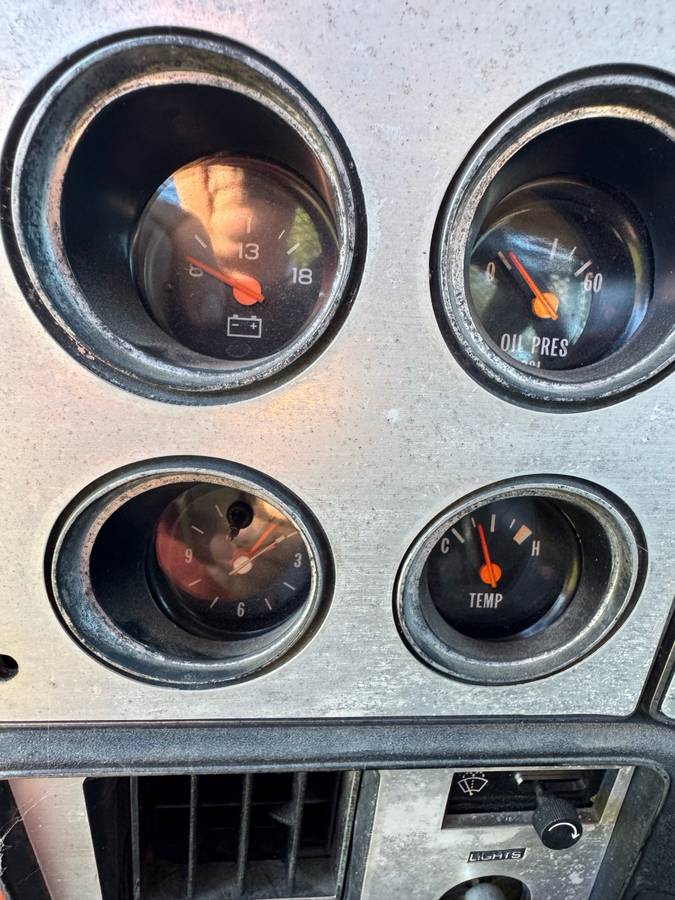 Three-quarter-ton-chevy-truck-1978-brown-6