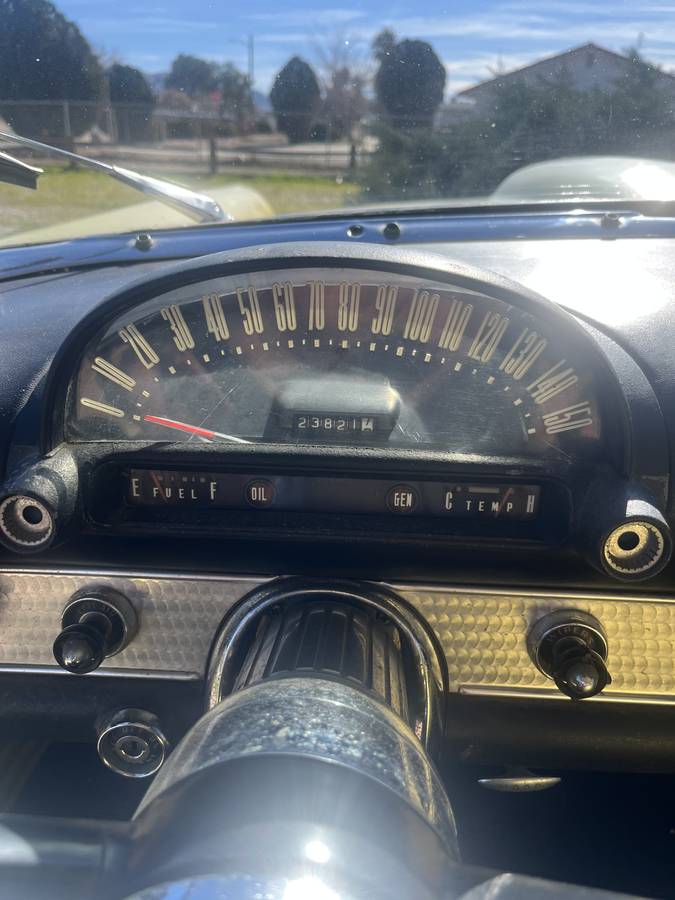 Thunderbirdgood-1956-yellow-6