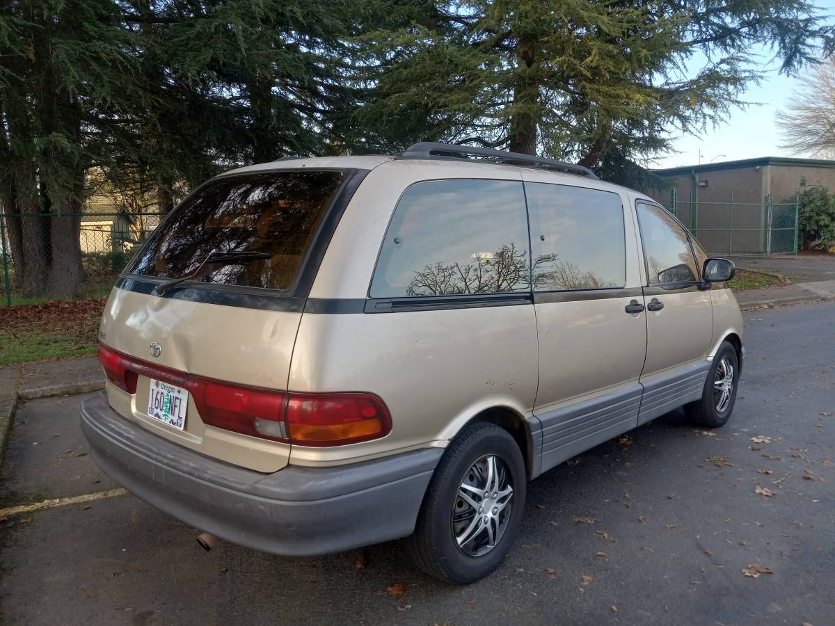 Toyota-1996-brown-8