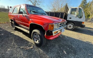 Toyota-4-runner-deluxe-4x4-1986-red-15