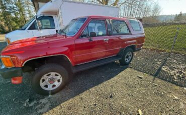 Toyota-4-runner-deluxe-4x4-1986-red-19