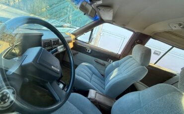 Toyota-4-runner-deluxe-4x4-1986-red-21