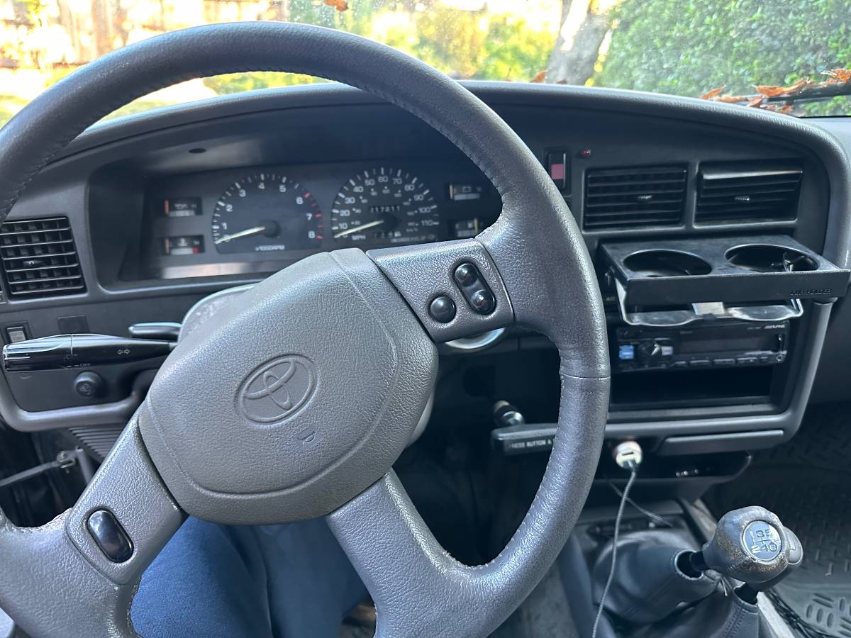 Toyota-4-runner-v6-1993-green-2