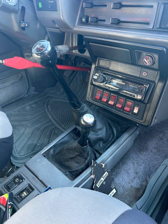 Toyota-4runner-1985-yellow-3