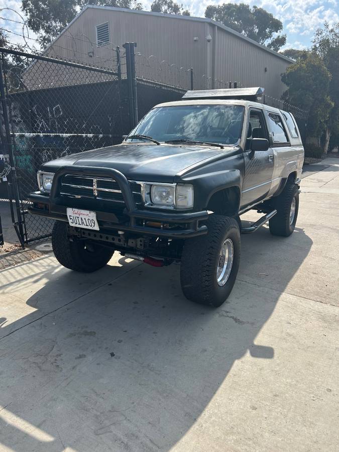 Toyota-4runner-1985-yellow