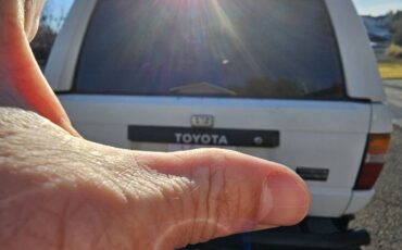 Toyota-4runner-1986-white