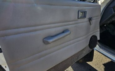 Toyota-4runner-1986-white-6