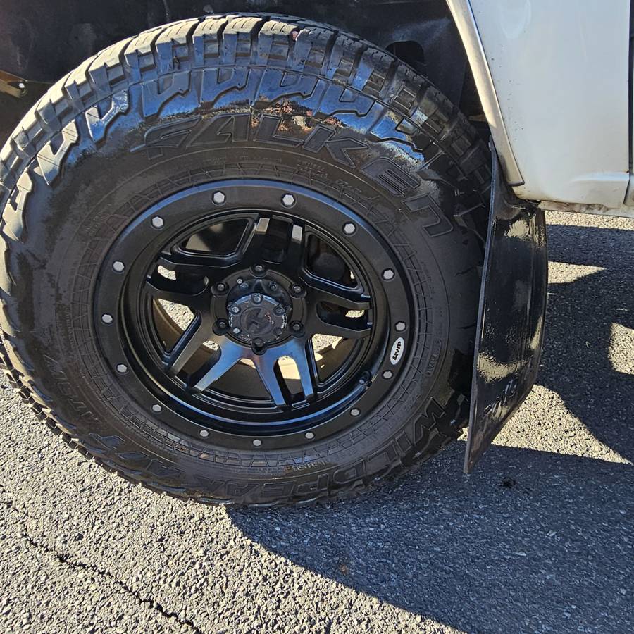 Toyota-4runner-1986-white-7