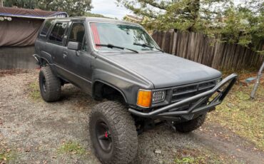 Toyota-4runner-1987-black-1