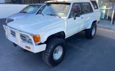 Toyota-4runner-1987-white-10