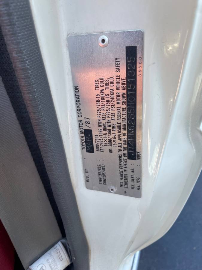 Toyota-4runner-1987-white-12