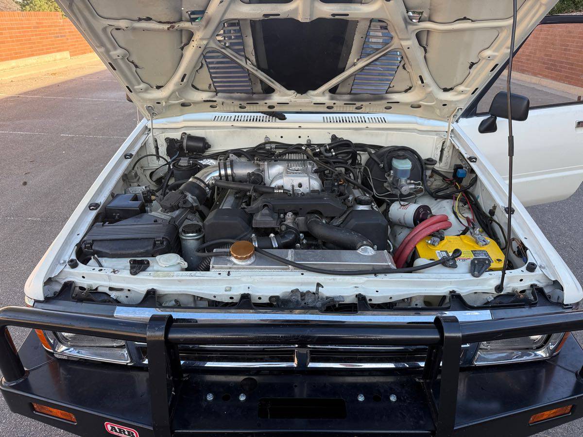 Toyota-4runner-1988-20