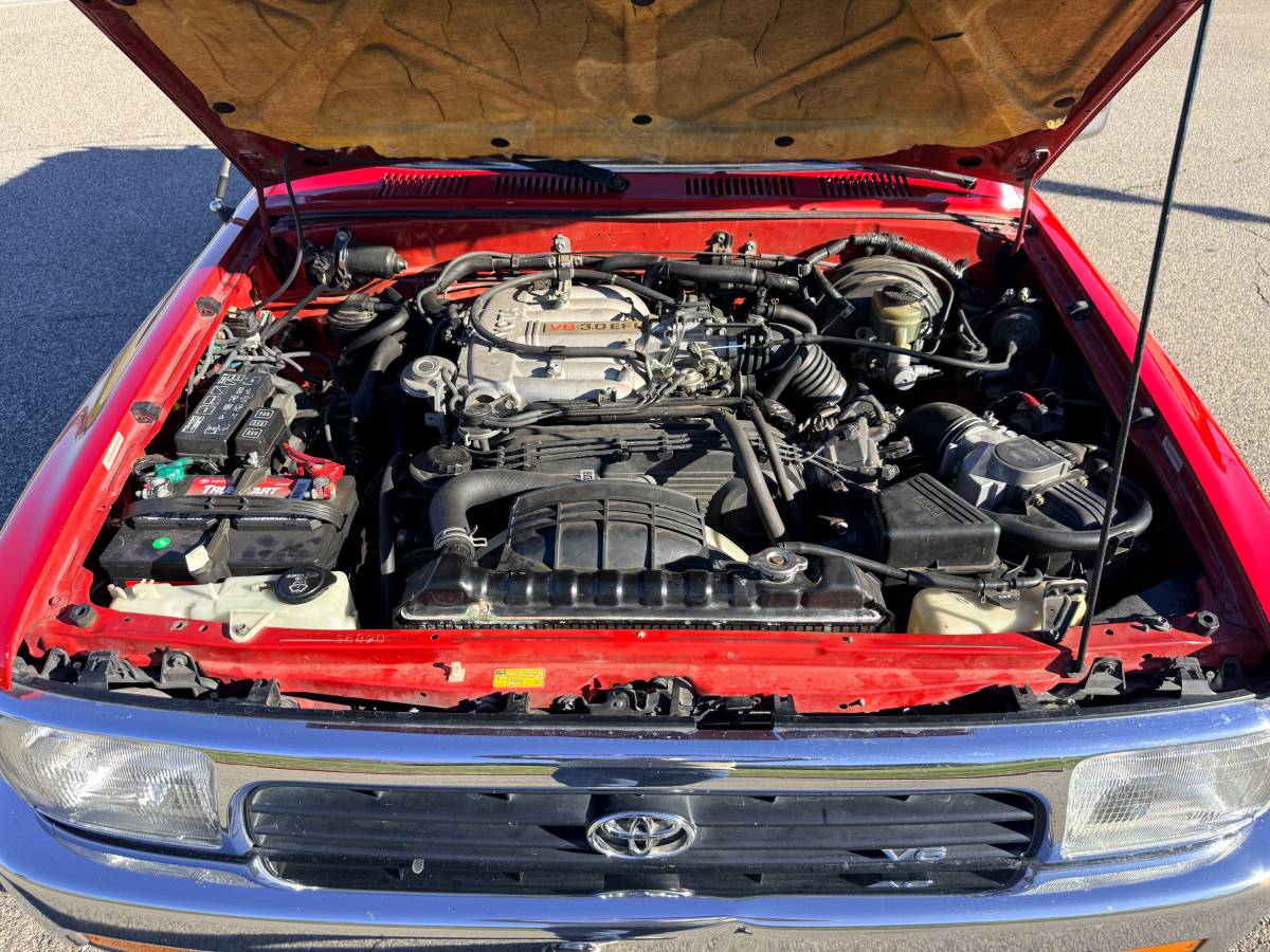 Toyota-4runner-1992-red-21