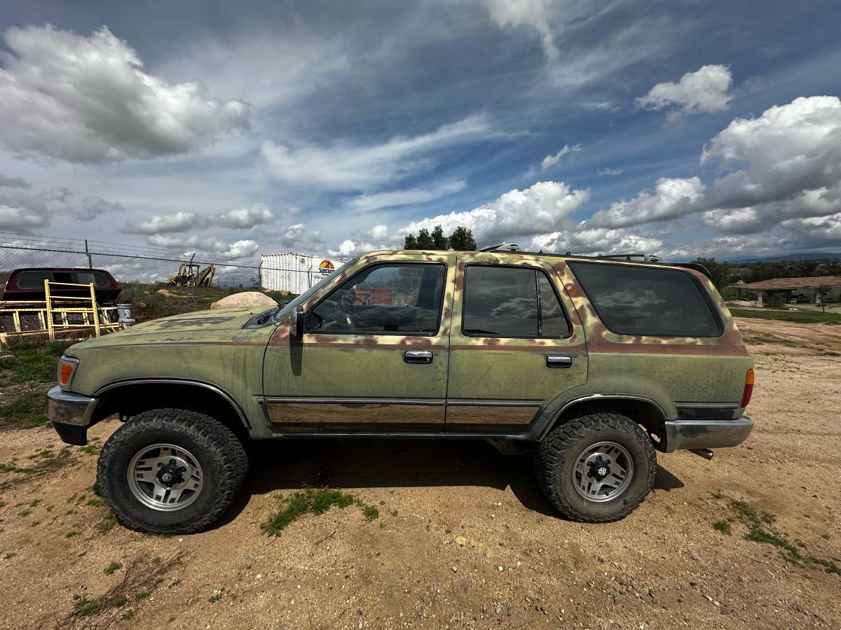 Toyota-4runner-1993-6