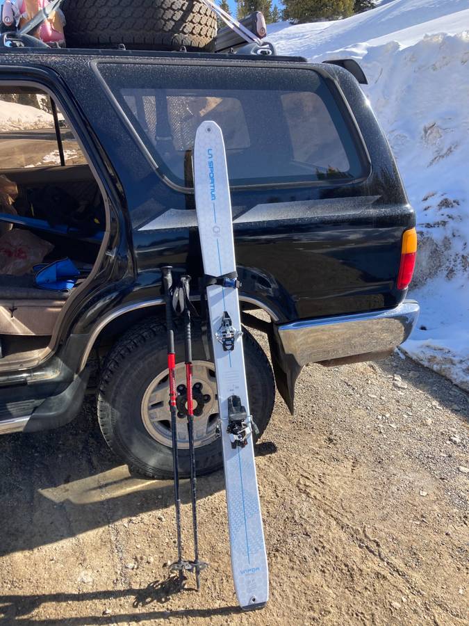 Toyota-4runner-1994-black-2