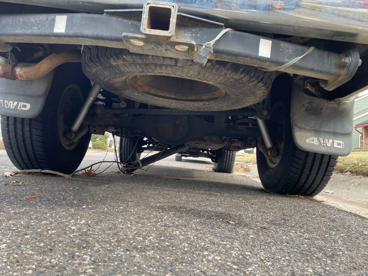 Toyota-4runner-1994-black-6