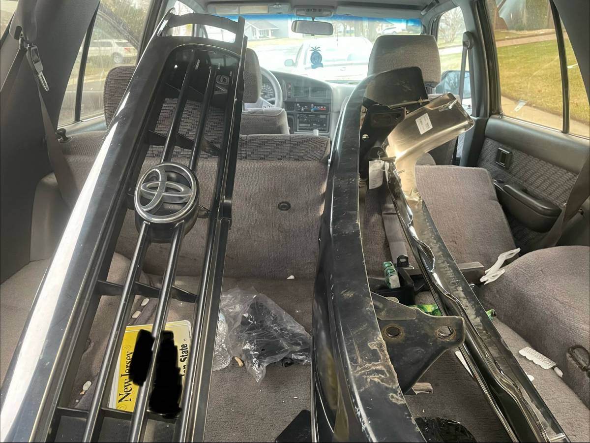 Toyota-4runner-1994-black-9