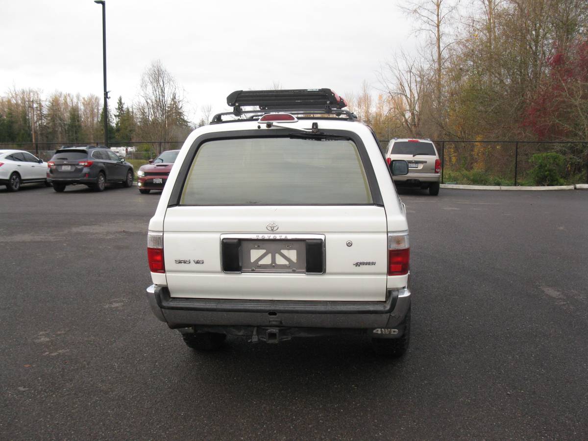 Toyota-4runner-1995-white-5