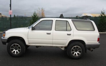Toyota-4runner-1995-white-7