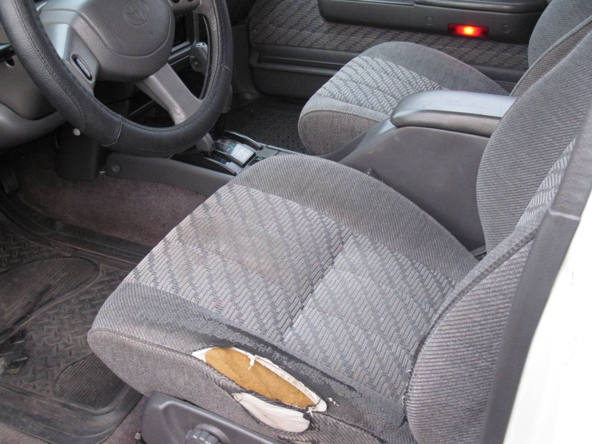 Toyota-4runner-1995-white-8