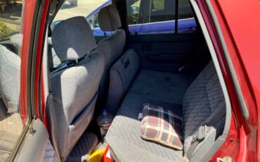 Toyota-4runner-sr5-1994-red-9