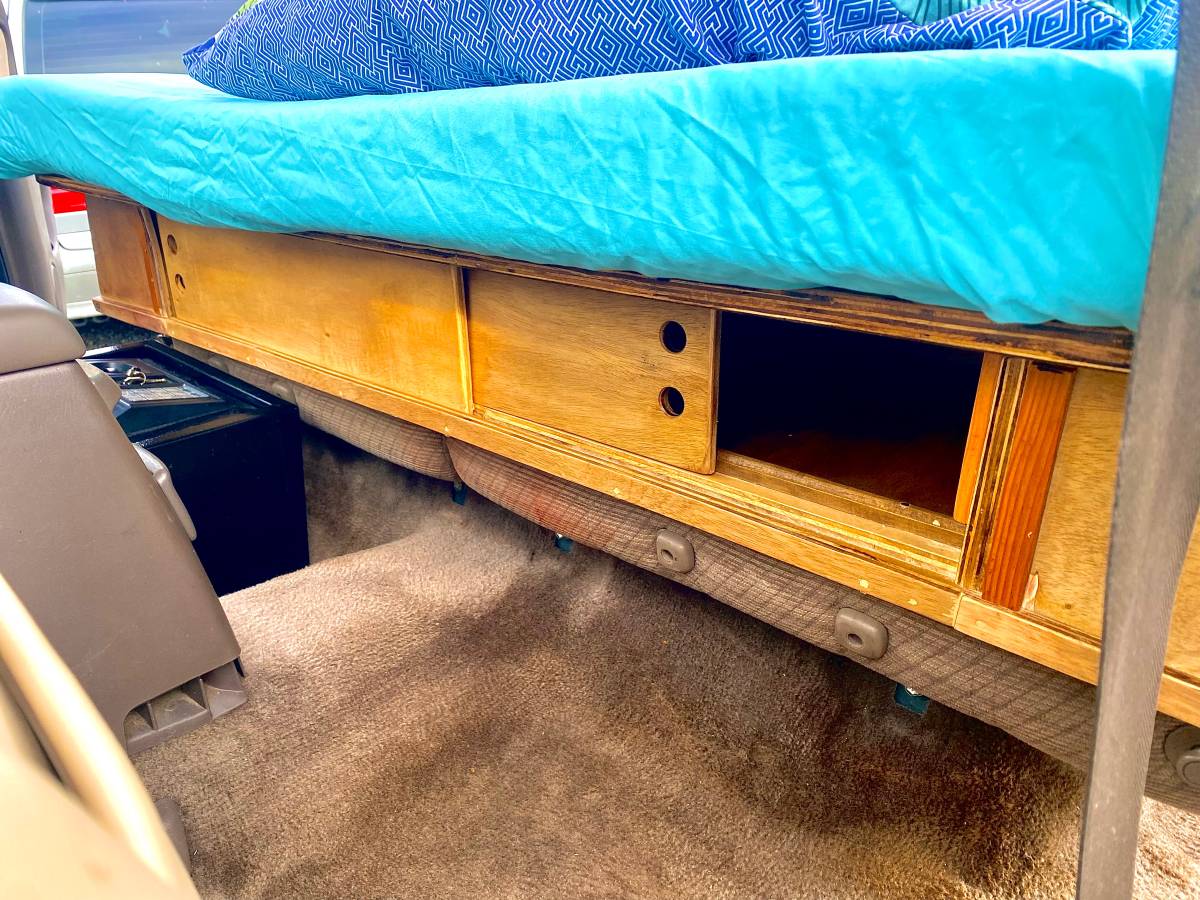 Toyota-4runner-sr5-1996-green-3