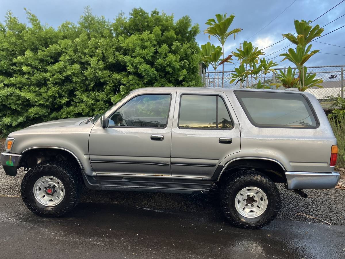 Toyota-4runner-sr5-v6-1995-silver