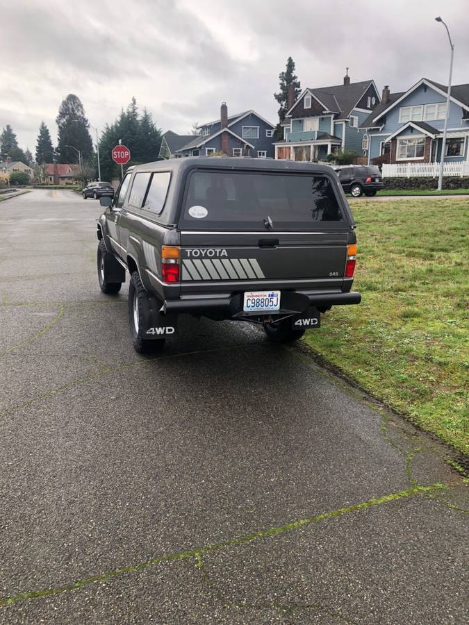 Toyota-4wd-sr5-1985-grey-1