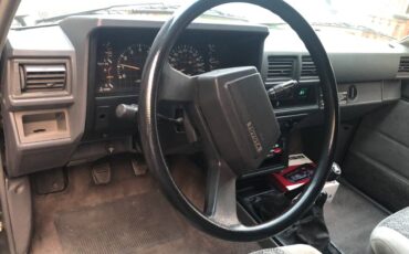 Toyota-4wd-sr5-1985-grey-3