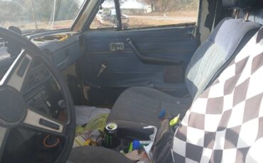 Toyota-4x4-pickup-1980-custom-11